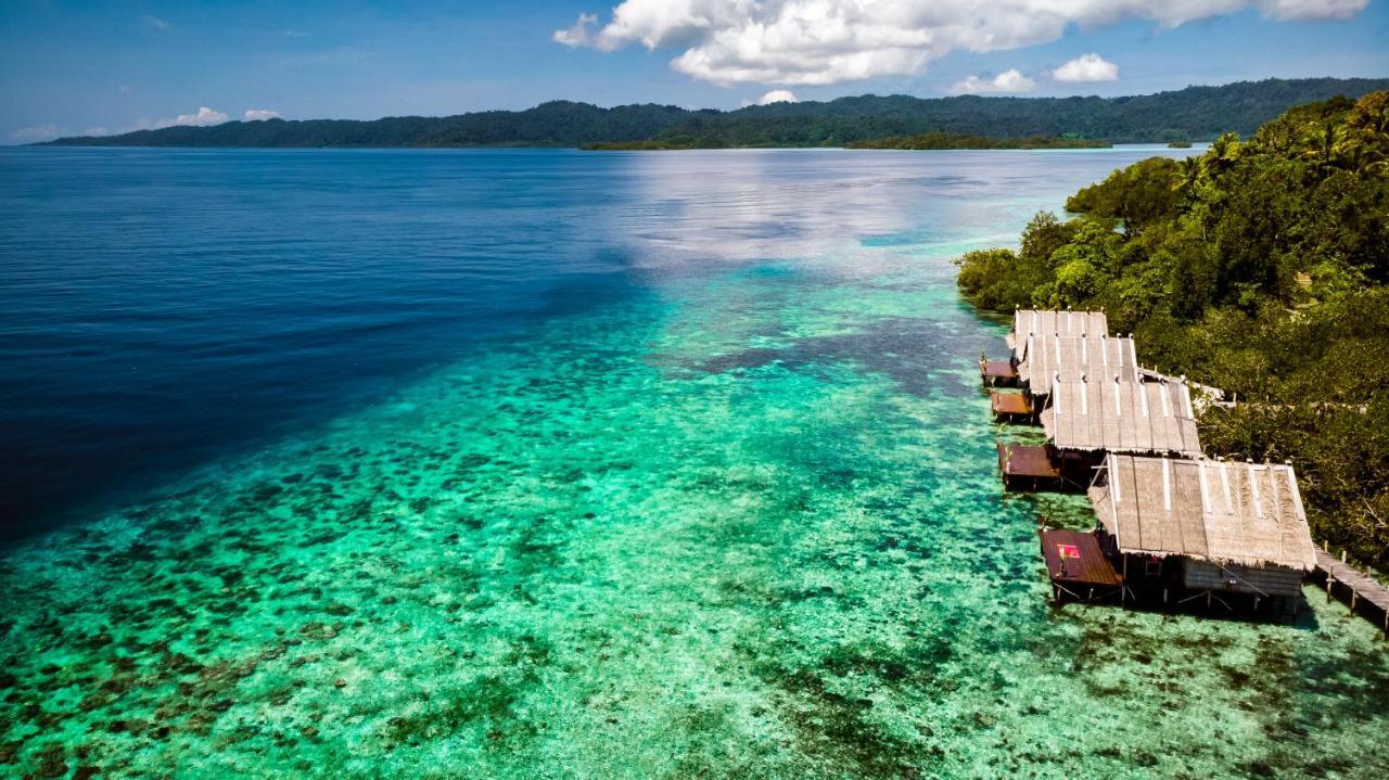Methos Homestay - Raja Ampat Yennanas Besir Exterior photo