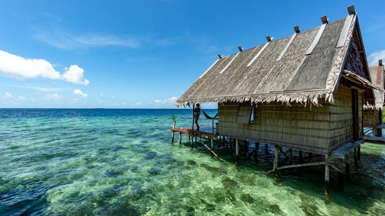 Methos Homestay - Raja Ampat Yennanas Besir Exterior photo